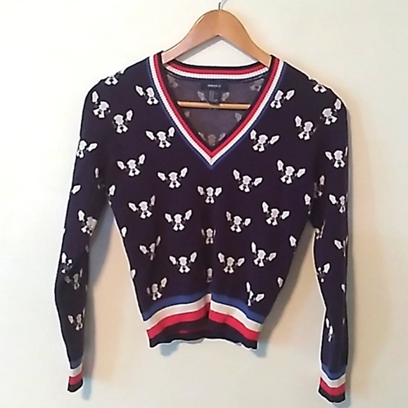 Forever 21 Sweaters - Forever 21 Puppy Dog Print Sweater